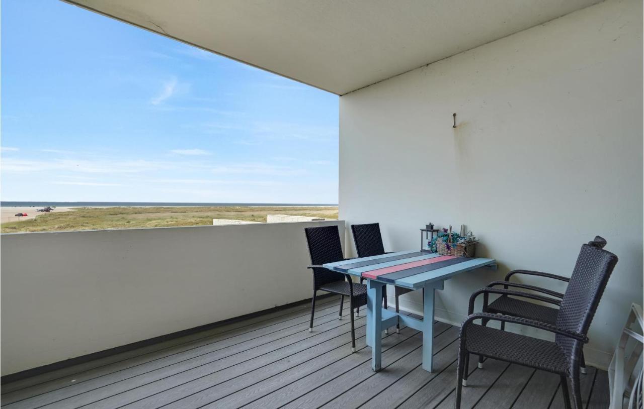 Beach Front Apartment In Fano With Wifi Kültér fotó